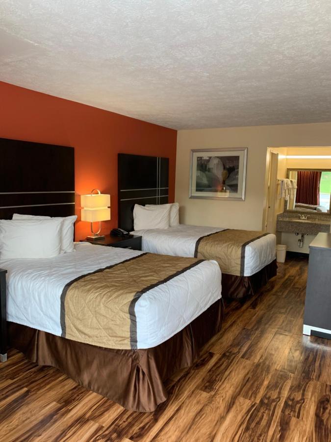 Country Hearth Inn & Suites Cartersville Exterior photo